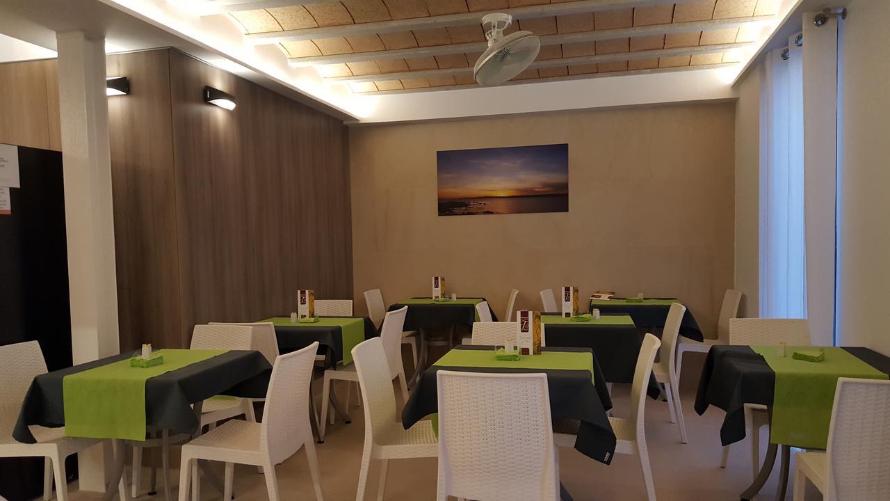 Hotel Isla Plana Tabarca Exterior photo